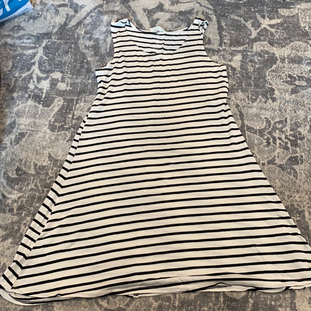 Short stripped dress